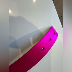 Oscar del la renta belt!!! Vintage HOT Fluorescent pink!!